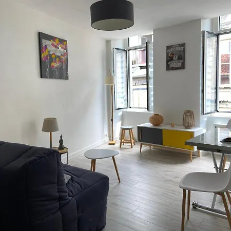 L'oasis Marin Lumineux Et Cosy A Deux Pas Du Vieux Marche Dans L'hyper Centre De Avec Tv Et Wifi Apartament La Rochelle (Charente-Maritime)