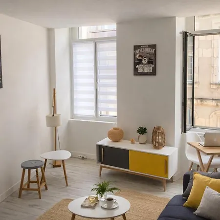L'oasis Marin Lumineux Et Cosy A Deux Pas Du Vieux Marche Dans L'hyper Centre De Avec Tv Et Wifi Daire *